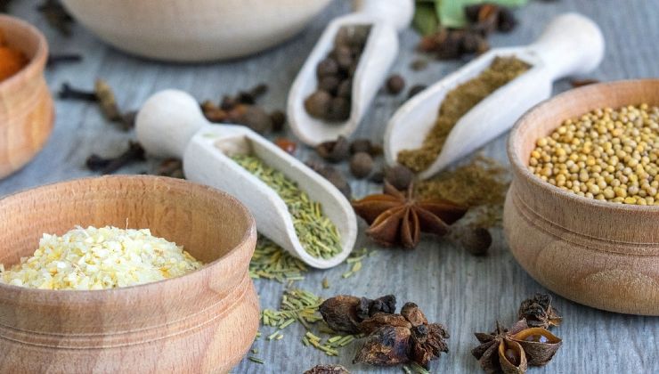 Spices for plants